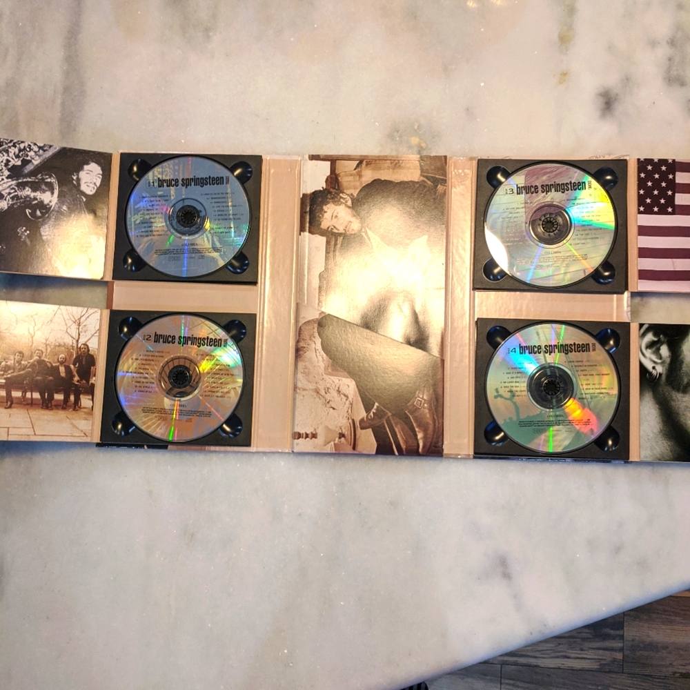 Bruce Springsteen  tracks 4 cd set and book